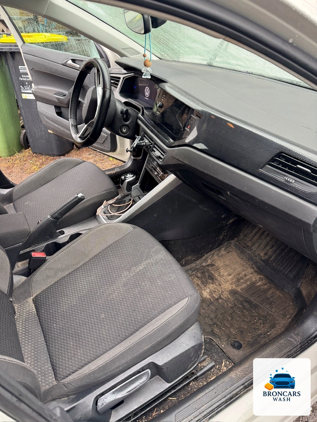 Habitacle Volkswagen avant nettoyage