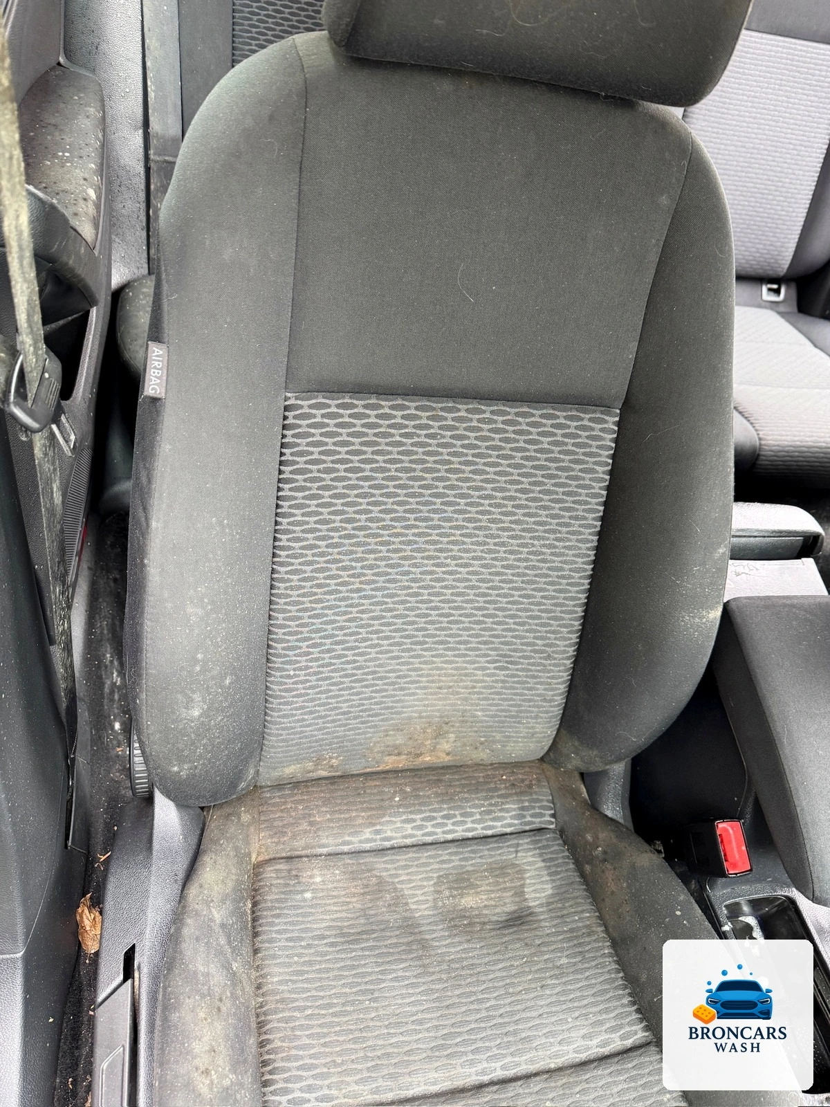 Siège conducteur avant nettoyage