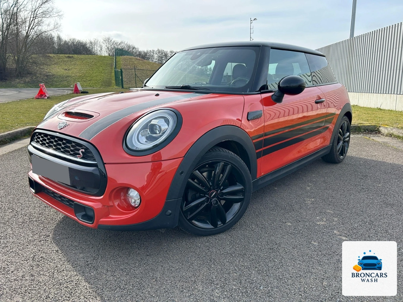 Extérieur de Mini après nettoyage par Broncars Wash